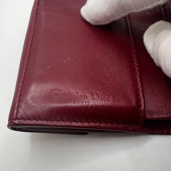 GUC Dior Red Lotus Cannage Patent Trifold Wallet - Picture 10 of 11